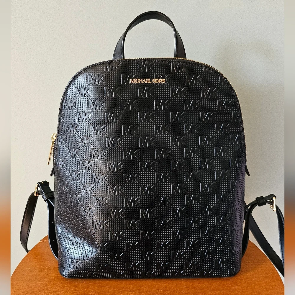 Michael Kors Embossed Cindy LG Backpack - Picture 3 of 10